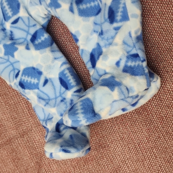 Healthtex Fleece Blue Football Footed Zip Up - Size 6-‎ 9 months - Picture 9 of 16